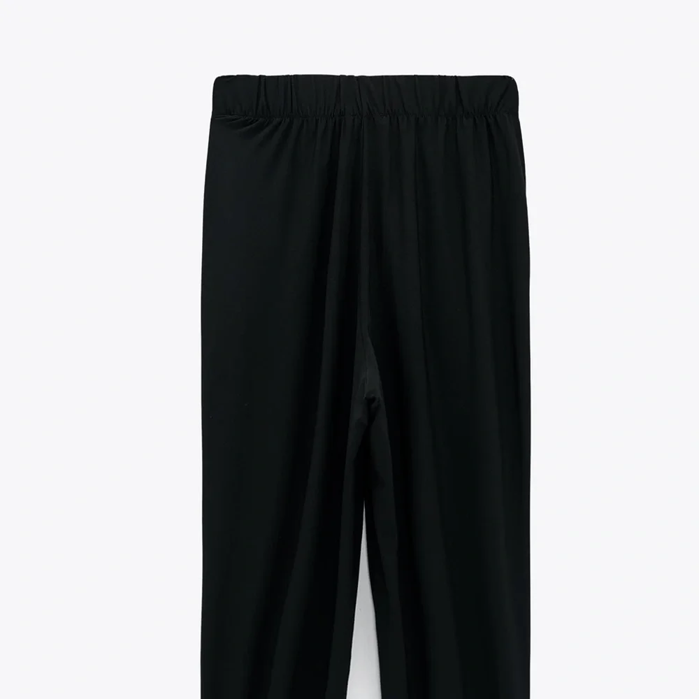 New with tags Zara Flowy Joggers
